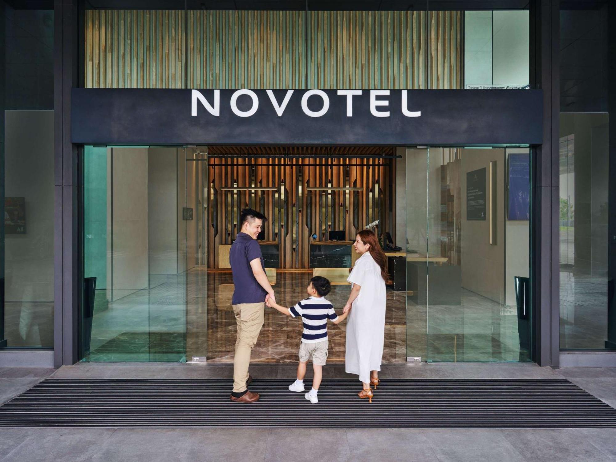 Novotel Bangkok Future Park Rangsit محافظة باثوم ثاني المظهر الخارجي الصورة