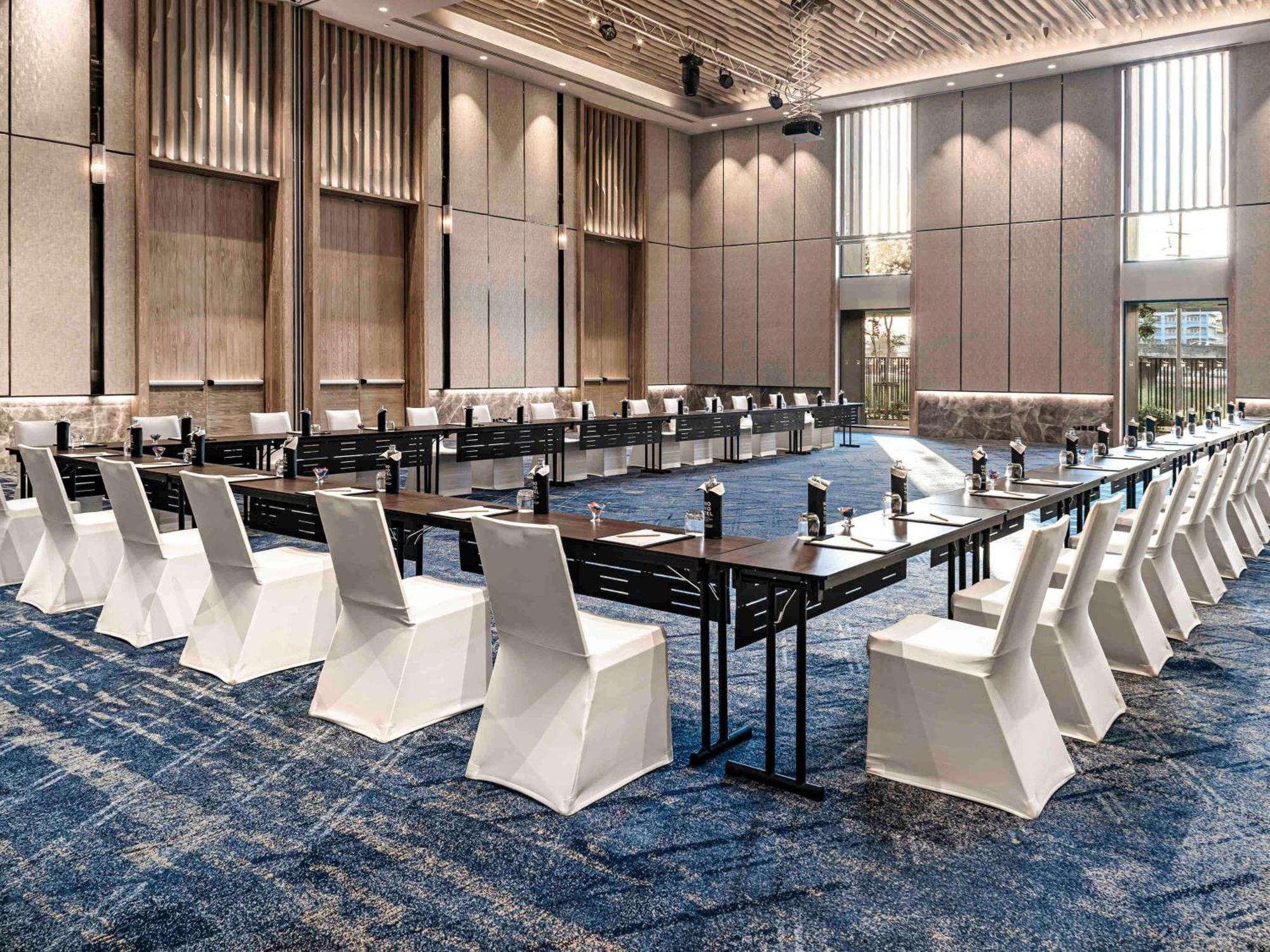 Novotel Bangkok Future Park Rangsit محافظة باثوم ثاني المظهر الخارجي الصورة